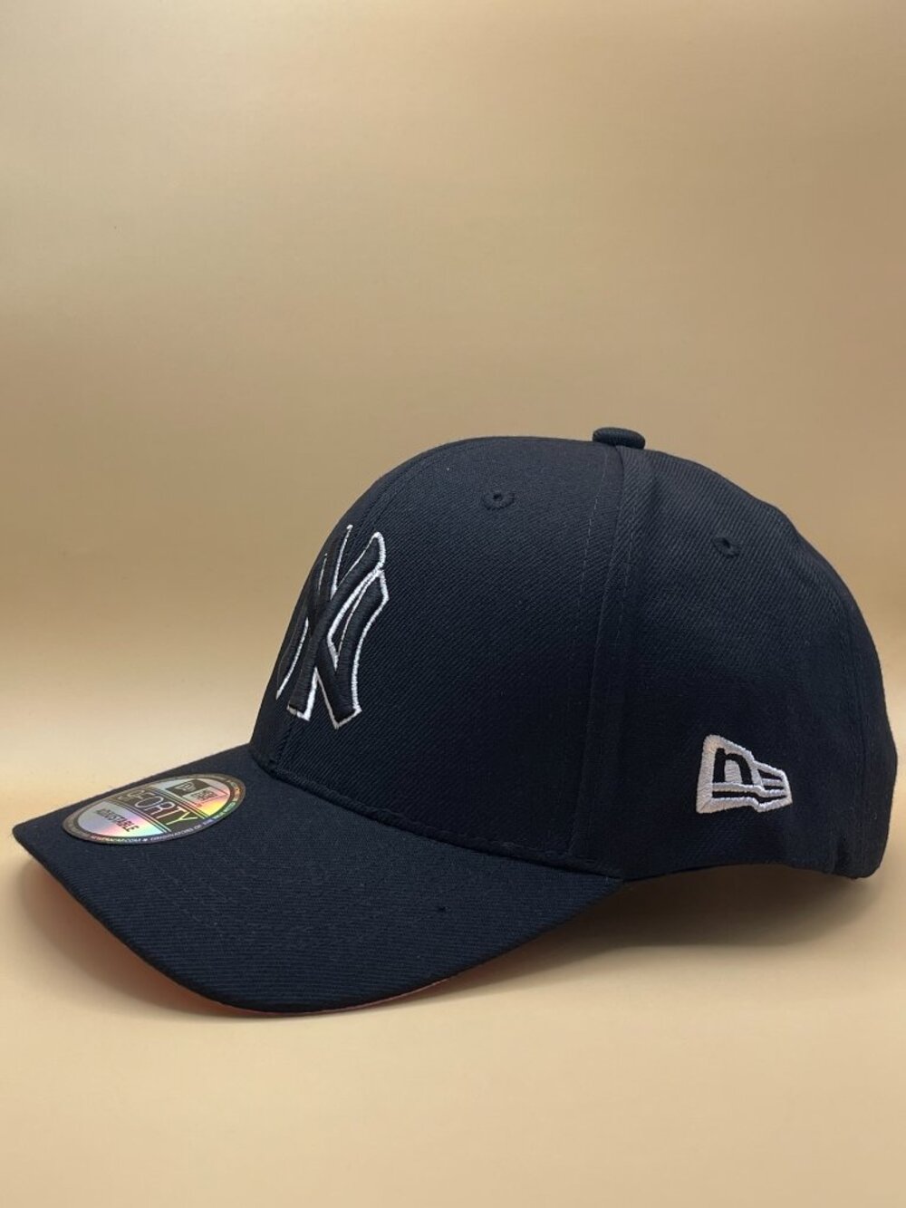 New Era 9FORTY New York Yankees Classic BlackNavy Baseball Cap - Picture 2 of 5